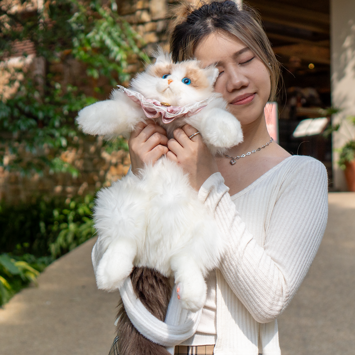 Ragdoll Cat Backpack – Cozy Companion for Travel & School